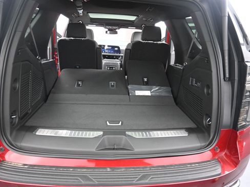 New 2026 Chevrolet Tahoe Premier w/ Sun And Tow Package AWD/4WD image 32
