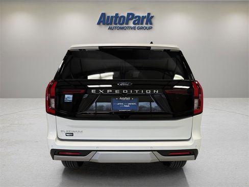 New 2025 Ford Expedition Platinum w/ Platinum Ultimate Package image 6