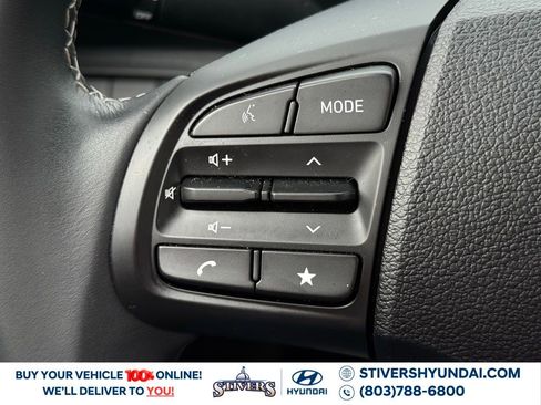 Certified 2024 Hyundai Venue SEL image 28