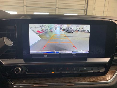 Used 2023 GMC Sierra 1500 Elevation image 5