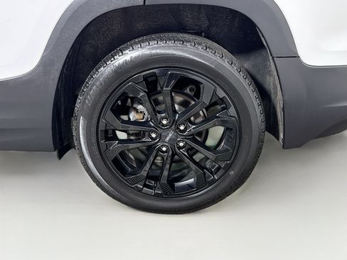 Used 2020 GMC Terrain SLE w/ Elevation Edition AWD/4WD image 24