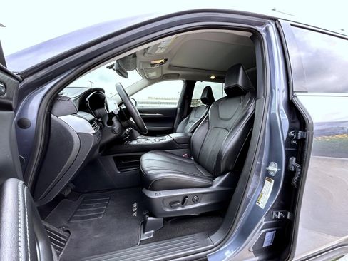 Used 2023 INFINITI QX60 Sensory w/ Vision Package AWD/4WD image 10