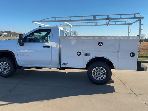 New 2026 Chevrolet Silverado 2500 W/T image 6