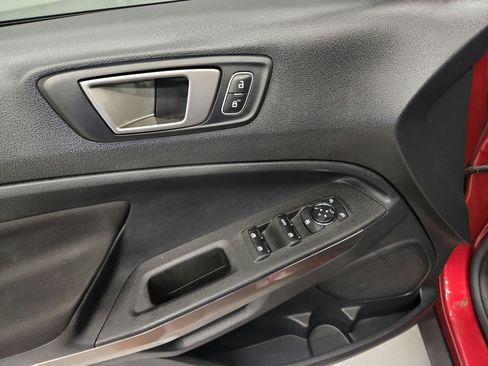 Used 2020 Ford EcoSport SE FWD image 21
