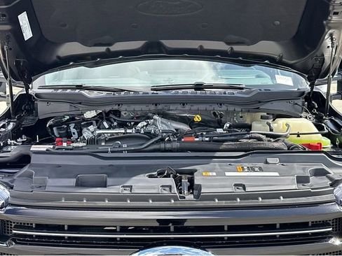 New 2025 Ford F250 Platinum image 42