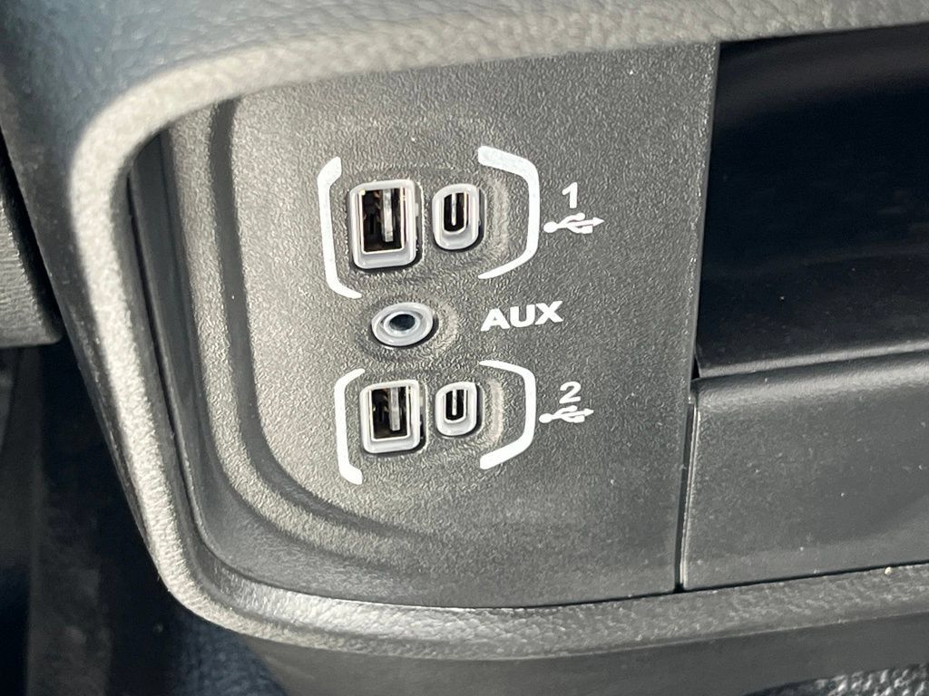 New 2025 RAM 5500 Tradesman AWD/4WD image 20