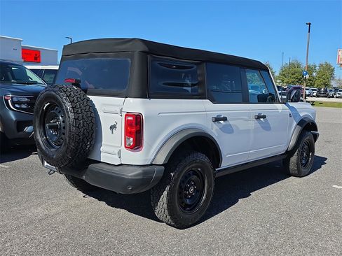 Certified 2023 Ford Bronco Black Diamond image 5