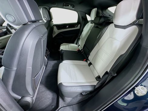 New 2025 Porsche Cayenne S image 24