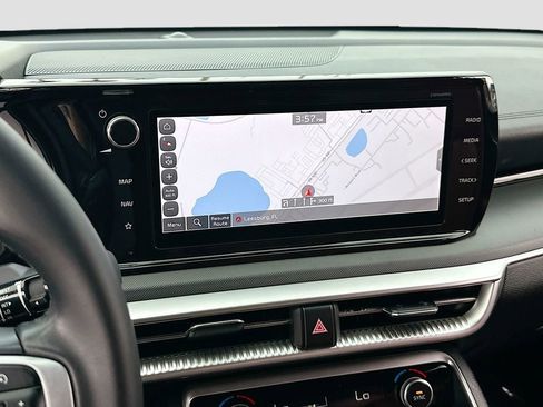 Used 2024 Kia K5 GT-Line image 13