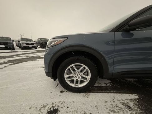 New 2026 Ford Explorer Active image 10