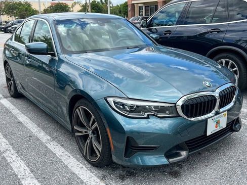Used 2021 BMW 330i Sedan w/ Convenience Package image 3