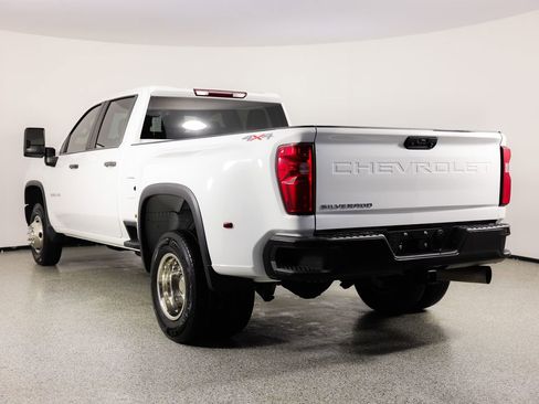 Used 2023 Chevrolet Silverado 3500 W/T w/ Gooseneck/5TH Wheel Package image 7