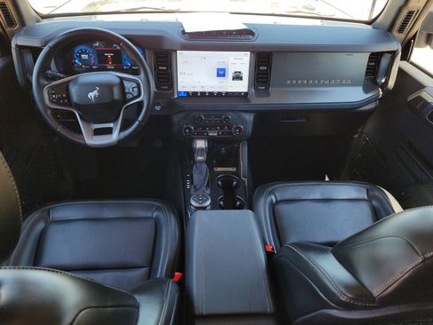 Certified 2025 Ford Bronco Badlands AWD/4WD image 14