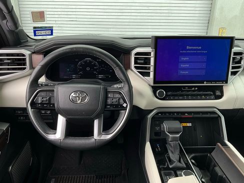 Used 2024 Toyota Sequoia Capstone image 20