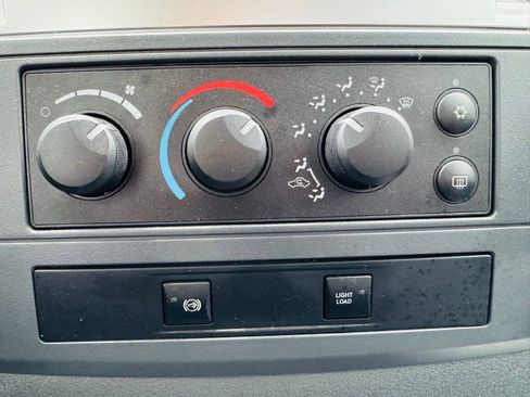 Used 2008 Dodge Ram 2500 Truck SXT w/ Protection Group image 31