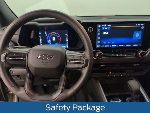 Used 2023 Chevrolet Colorado Trail Boss w/ Technology Package image 21