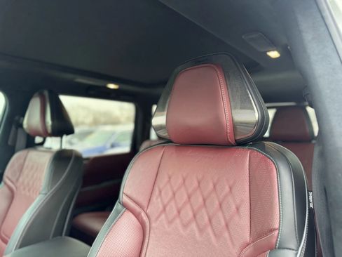 Used 2025 INFINITI QX80 Autograph image 17