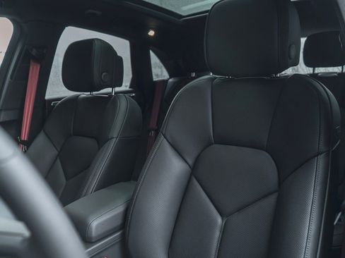 New 2026 Porsche Macan S AWD/4WD image 5