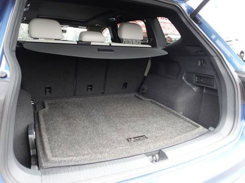 Used 2019 Volkswagen Tiguan SEL R-Line image 28