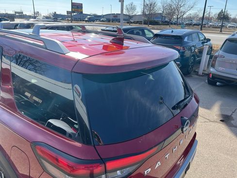 Certified 2024 Nissan Pathfinder Platinum image 37