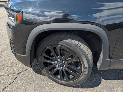 Used 2023 GMC Acadia SLE w/ Driver Convenience Package AWD/4WD image 5