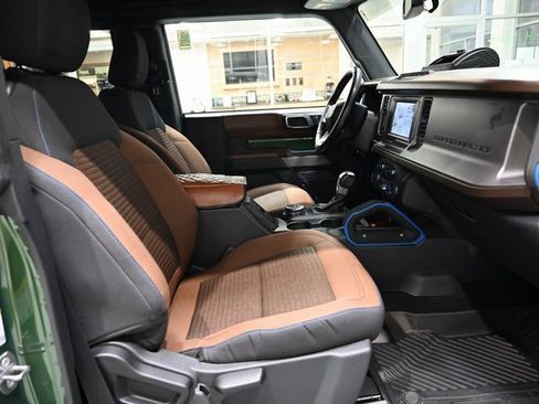 Used 2022 Ford Bronco Outer Banks image 11