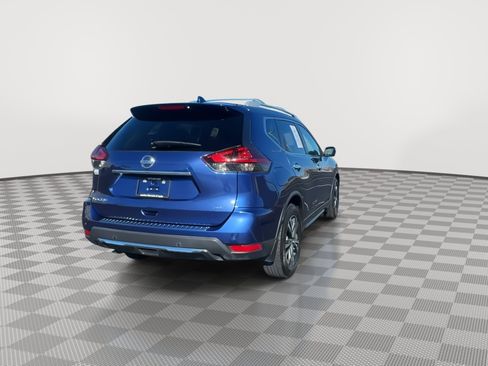 Used 2020 Nissan Rogue SV w/ Premium Package image 8