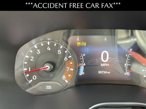 Used 2022 Jeep Compass Latitude image 2