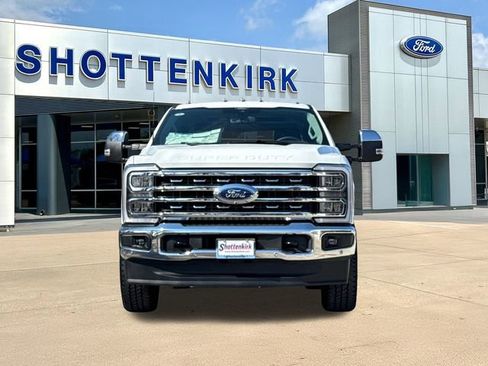 New 2026 Ford F250 Lariat w/ Lariat Premium Package AWD/4WD image 2