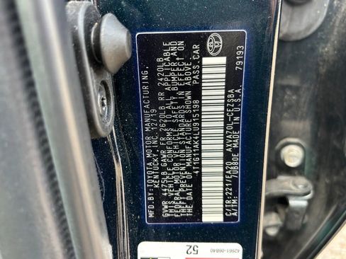 Used 2020 Toyota Camry SE image 13