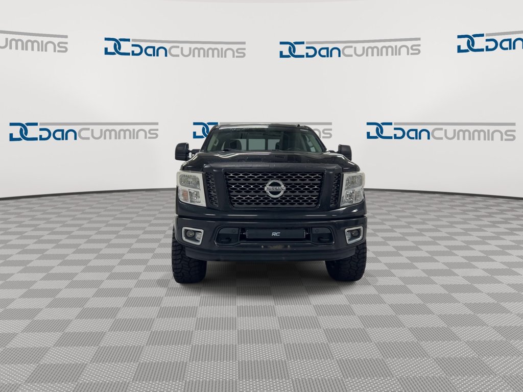 Used 2017 Nissan Titan SV AWD/4WD image 3