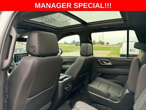 Used 2022 Chevrolet Tahoe Z71 w/ Z71 Off-Road Package AWD/4WD image 19