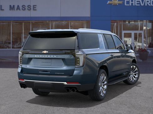 New 2026 Chevrolet Suburban Premier image 4
