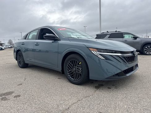 New 2026 Nissan Sentra SV w/ SV Convenience Package image 8