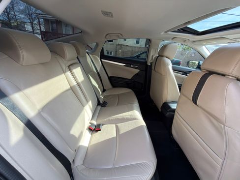 Used 2019 Honda Civic EX-L image 27