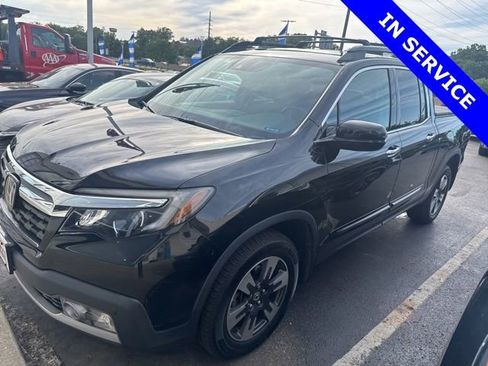 Used 2017 Honda Ridgeline RTL-E image 2