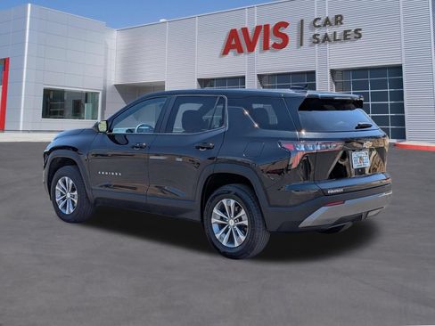 Used 2025 Chevrolet Equinox LT FWD image 9