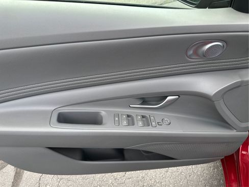 Certified 2023 Hyundai Elantra SEL w/ Convenience Package FWD image 20