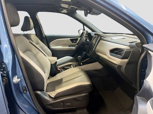 Used 2025 Subaru Forester Limited AWD/4WD image 30