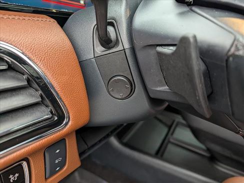 Certified 2023 Lincoln Navigator L Reserve image 38