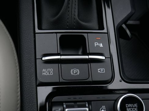 Used 2025 Kia K5 GT-Line AWD/4WD image 25