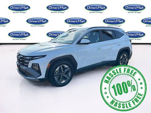 Used 2025 Hyundai Tucson SEL FWD image 3