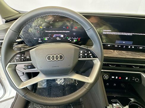 New 2025 Audi Q5 Premium image 10