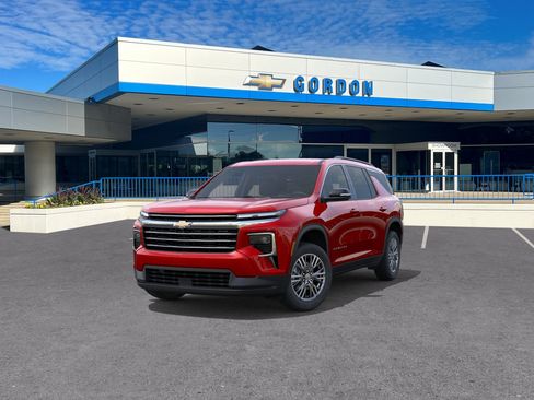 New 2026 Chevrolet Traverse LT FWD image 8