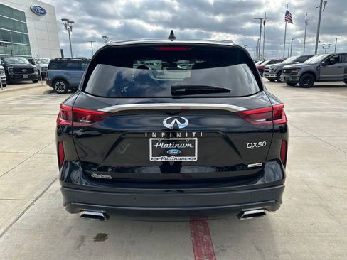 Used 2020 INFINITI QX50 Essential w/ Edition 30 Package image 4