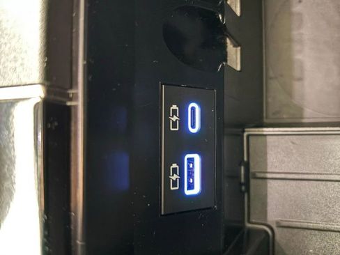 Used 2022 Toyota Tundra SR5 image 28