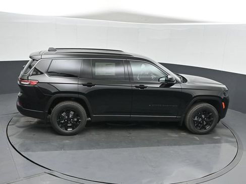 New 2026 Jeep Grand Cherokee L 4WD image 33