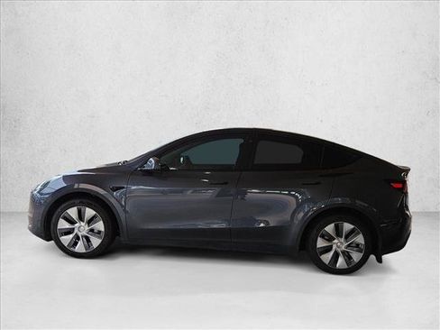 Used 2023 Tesla Model Y Long Range AWD/4WD image 7