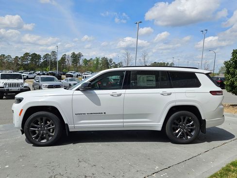 New 2026 Jeep Grand Cherokee L Limited image 4