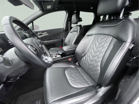 Used 2025 Kia Sportage X-Line w/ Premium Package AWD/4WD image 13